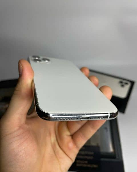 iPhone 11 Pro Dual PTA Approved 256GB 7