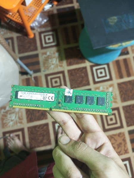 4 GB Ddr3 ram 1600mhz koi issue nhi 10by10 1