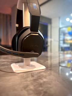 Astro A10 with original cable | ps4, ps5 , xbox , pc gaming headphones