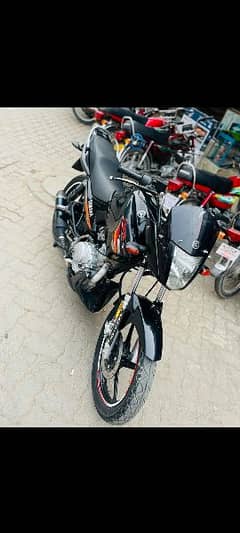 ybr 125  "2021"  model