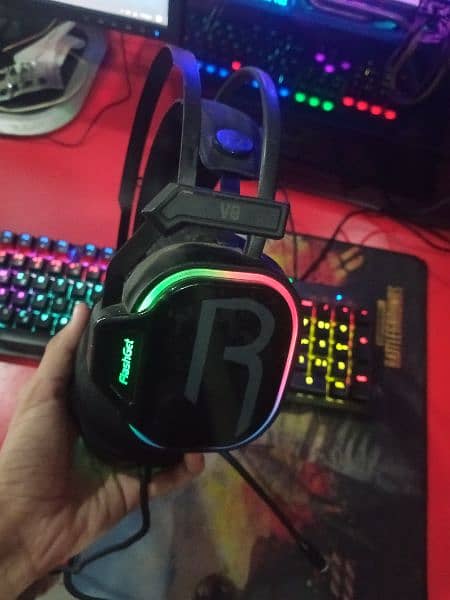 Rgb mouse and Flashget v8 7.1 sound headsets for gaming pc 2