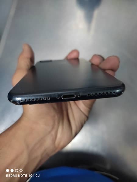 iPhone 7plus PTA approved battery change good condition 2