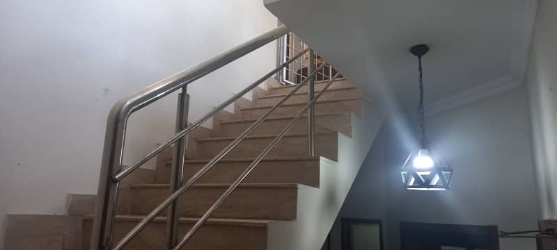 OPEN FORM 5 MARLA FLAT IN AWAMI VILLA FOR SALE IN REASONABLE PRICE 2