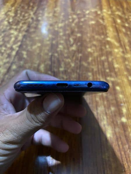 Oppo F19 Blue Colour 3