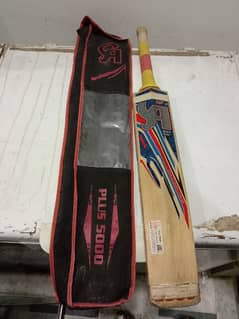 Cricket Bat CA 5000 plus condition bilkul fresh 1 month used hua ha