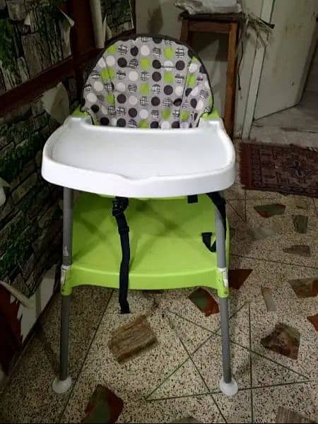 Evenflo
(US Brand)
4-in-1 Eat & Grow Convertible High Chair (1st owner 1