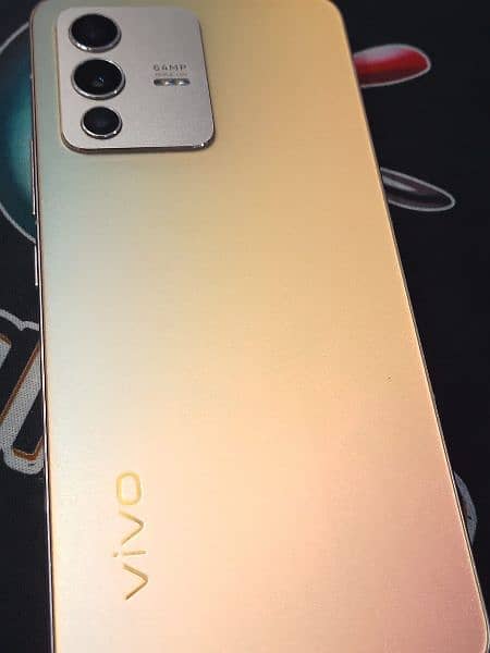 urgent sale  vivo v23 5g 8