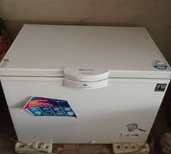 We are selling Dawlance freezer model new 1 door