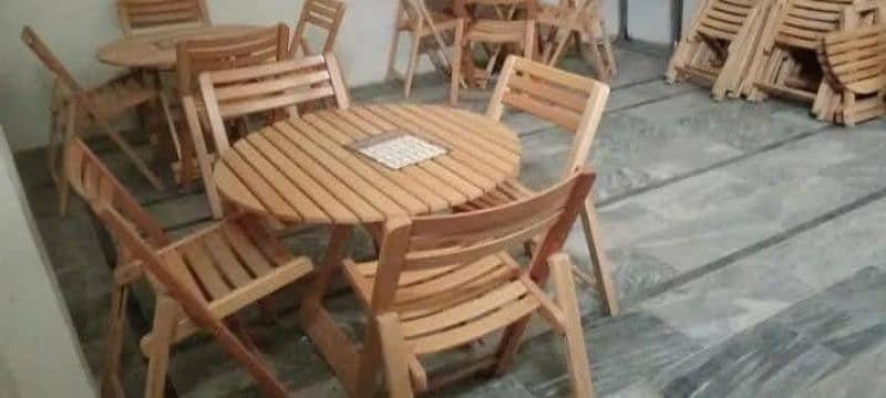 Foolding tables and chair beach wood urgent sale 6