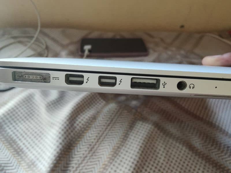 macbook pro early 2015 3