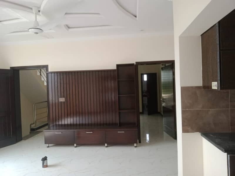 Brand new House Basement and Ground Both Portion For Rent in G-16 near to markaz mini commercial Masjid Best location more many options available 0