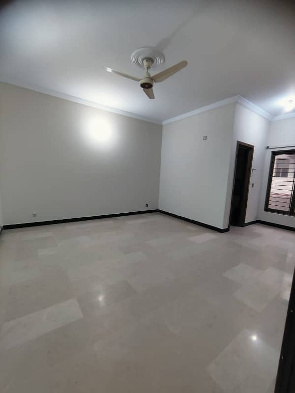 Brand new House Basement and Ground Both Portion For Rent in G-16 near to markaz mini commercial Masjid Best location more many options available 4