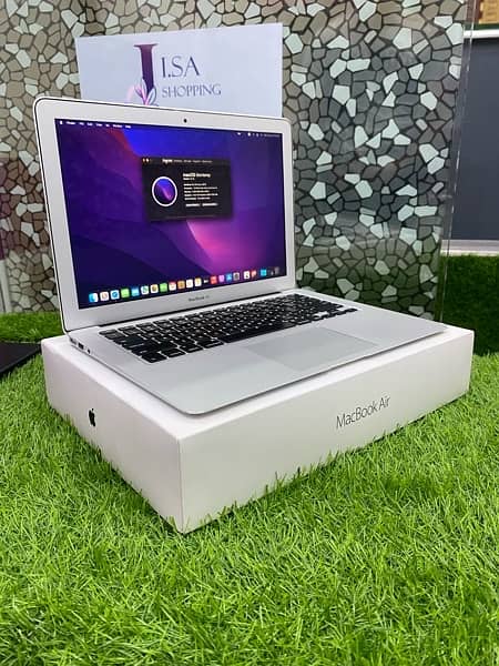 APPLE MACBOOK AIR 2017 WITH BOX 10/10Us Whatsapp 03215984936 1