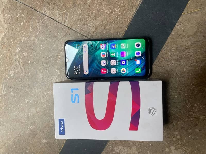 vivo s1 official pta approved with original charger + box 0