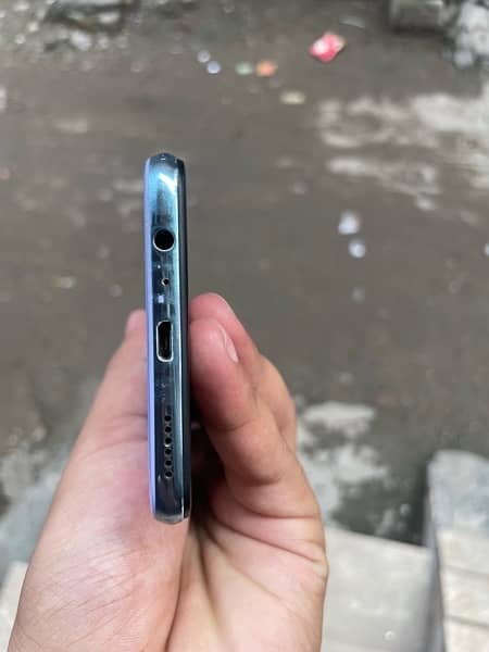 vivo s1 official pta approved with original charger + box 4