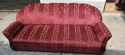 Good condition 3 seater Sofa for urgent sale 0