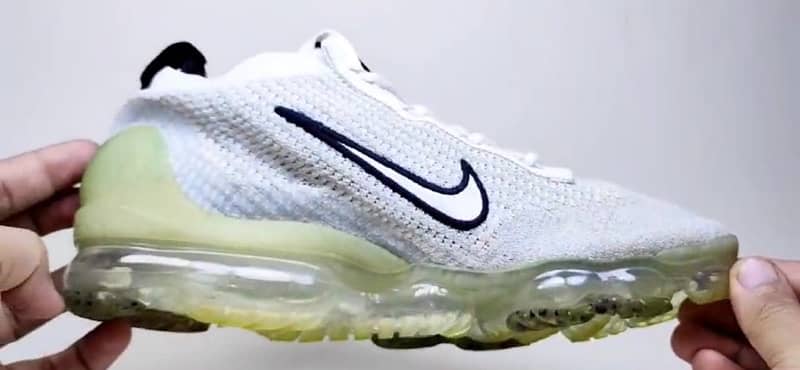 ORIGINAL NIKE VAPORMAX 2021 Premium Condition 1