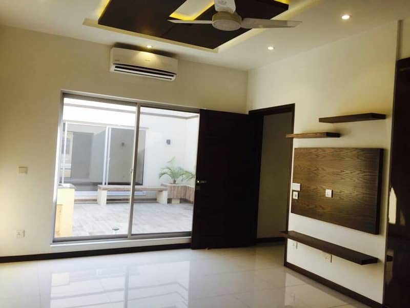 1 Kanal Lavish Bungalow For Rent On Top Location Of Phase 6 DHA Lahore 23