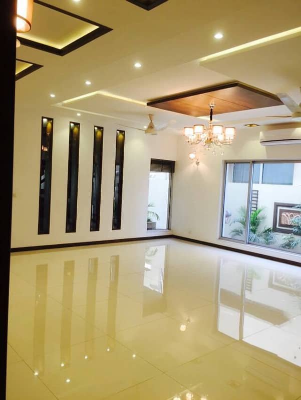 1 Kanal Lavish Bungalow For Rent On Top Location Of Phase 6 DHA Lahore 45