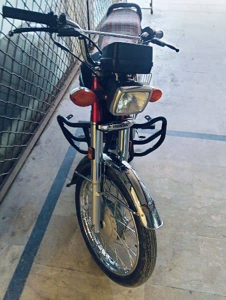 Honda CG 125 / 2024 Karachi Reg 1