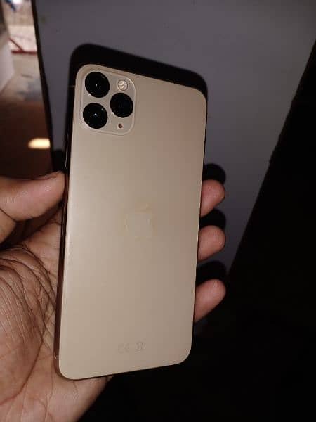 Apple iphone 11 pro max Full lush condition 64 Gb battry 83 1