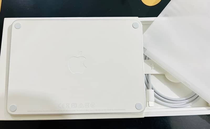 Apple Magic Trackpad 2024 Brand New 4