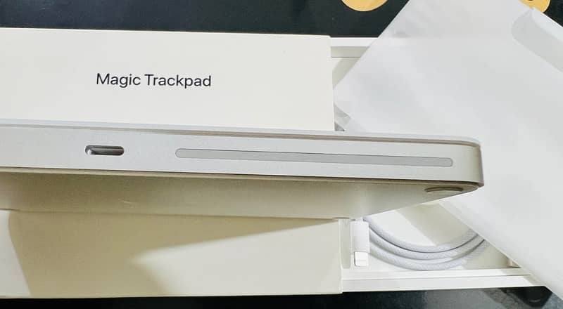 Apple Magic Trackpad 2024 Brand New 5