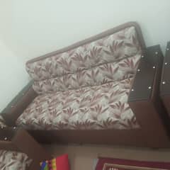 10/9 condition 1seater  2seater.  3seater sofa set in good condition