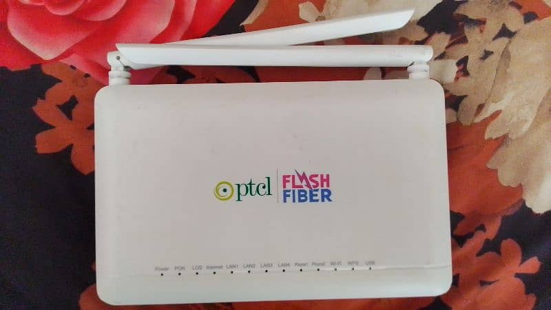 O ptcl flash fiber router ptcl gpon device Free delivery 7