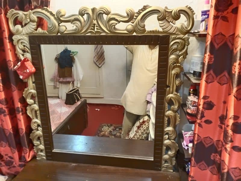 Double bed and dressing table for sale 2