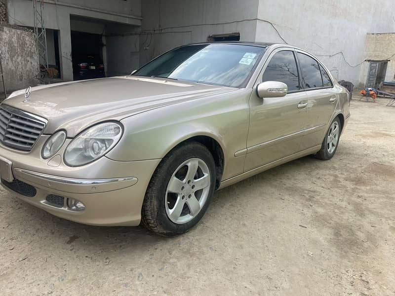 Mercedes-Benz E 200 Kompressor 5G-Tronic,panromic versionluxu 1