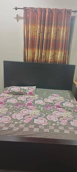 Bed in Excellent Condition 1