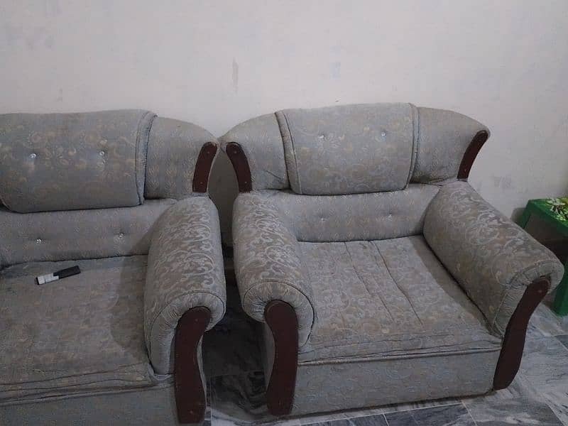 5 Seater Sofa 3