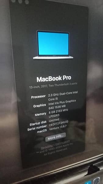 Macbook Pro 2017 ,13 inch display ,8GB 256GB,MacOS 13.6. 7 2