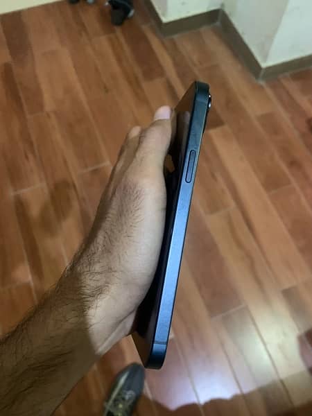 iPhone 14 Plus 128gb Non PTA factory unlock 2