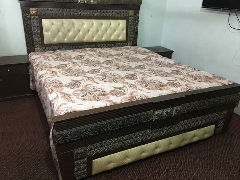 Bed, Side Tables, Dressing, Showcase Home Used For Urgent Sale. 3