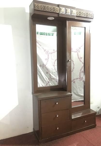 Bed, Side Tables, Dressing, Showcase Home Used For Urgent Sale. 8