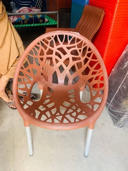 New Morden Pure Plastic (Tree chairs) 4