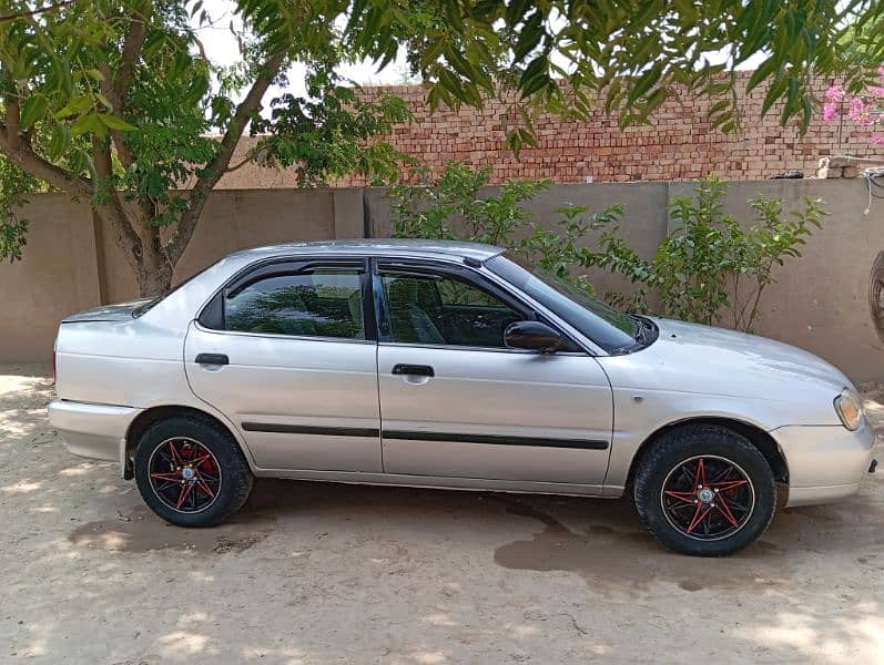 Suzuki Baleno 2004 1