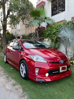 Toyota Prius 2014 excellent condition