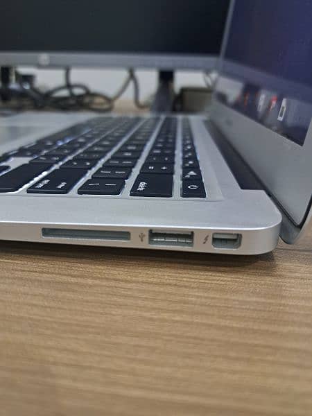 Macbook Air 2017  100% perfect 3