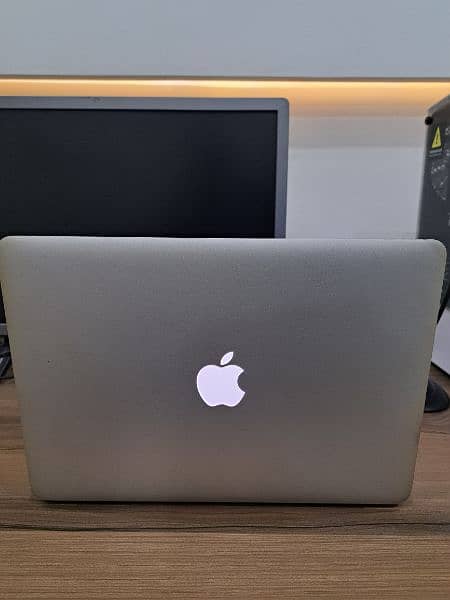 Macbook Air 2017  100% perfect 5