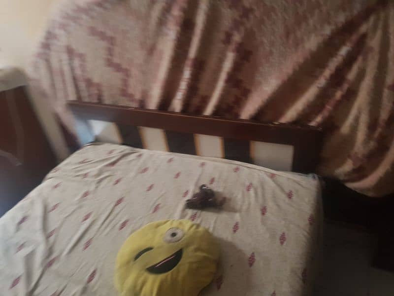 Single Bed For Sell with Metress 0