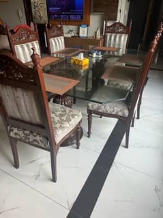 Dining Table chinioti 0