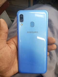 Samsung A30