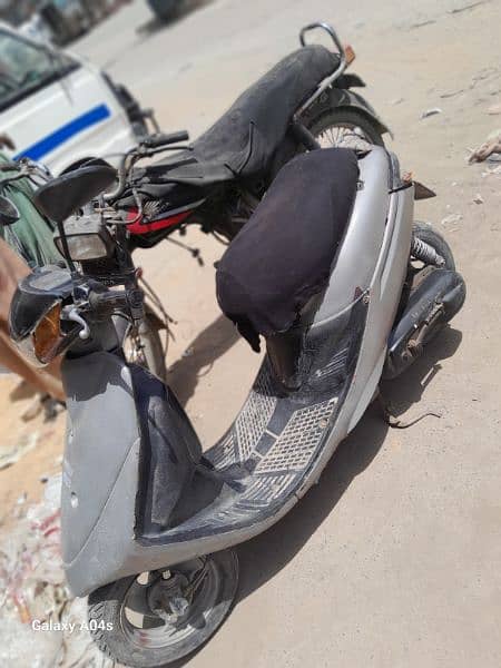 Yamaha 49cc Scooty for Sale 11