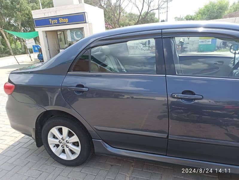 Toyota Corolla Altis 2012 10