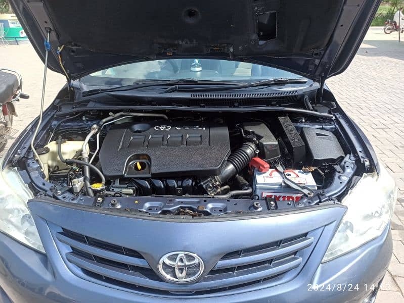 Toyota Corolla Altis 2012 16