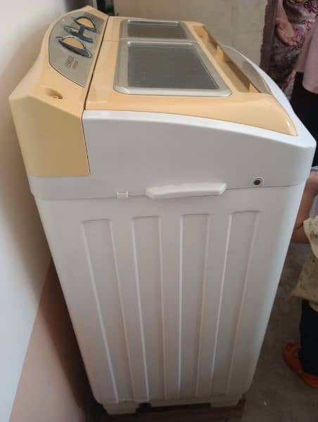 Cyclone Washing Machine and dryer 2