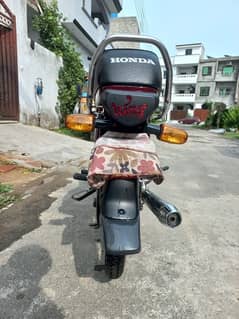 Honda  cd70 2023